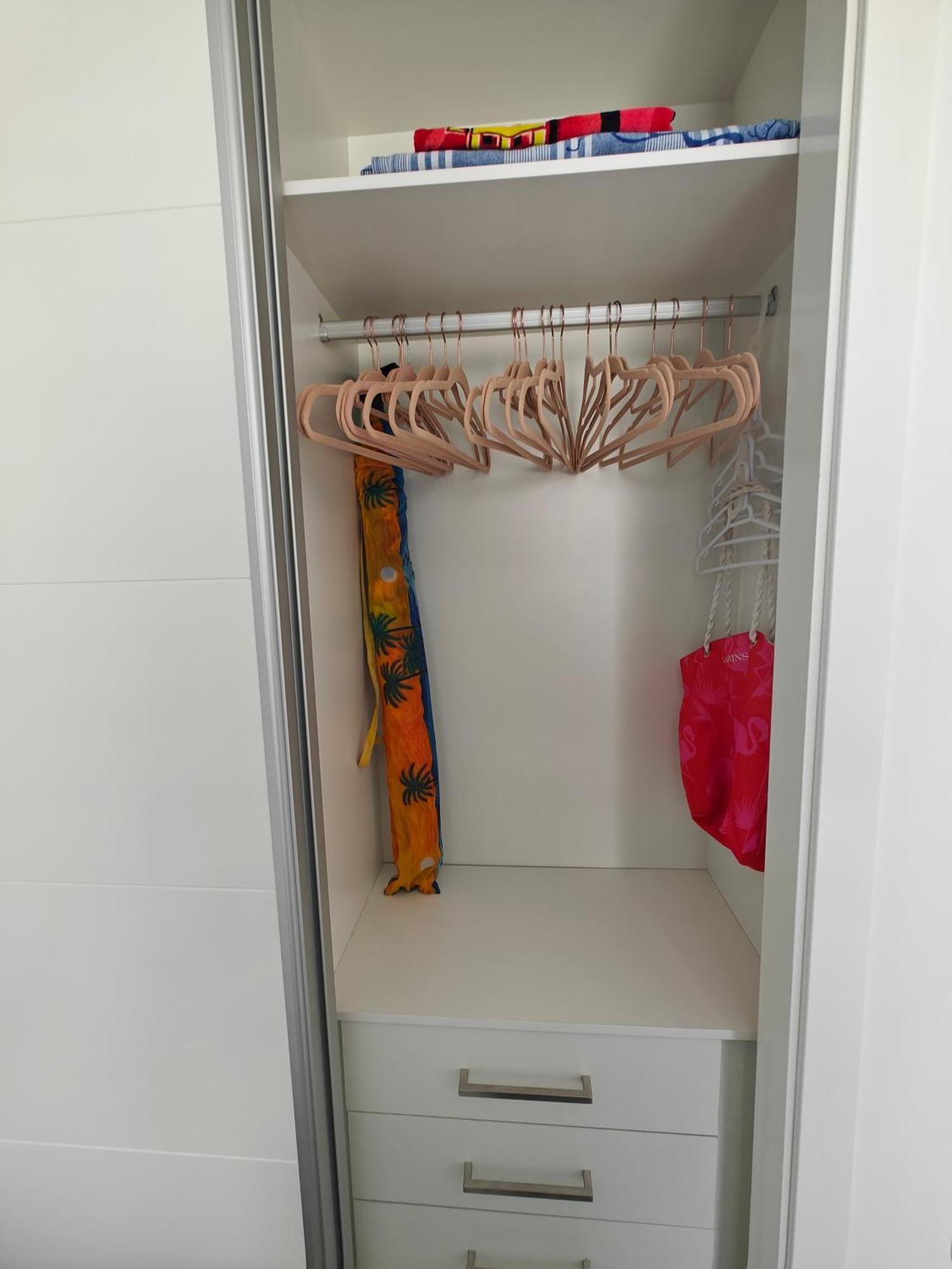 Sun Apartment - 3 Bedrooms, Priv Parking, Pool, Ac, Tv Channels, Fibre Net Los Cristianos  Dış mekan fotoğraf