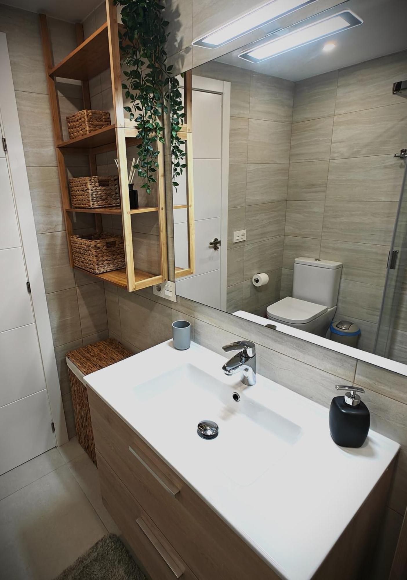 Sun Apartment - 3 Bedrooms, Priv Parking, Pool, Ac, Tv Channels, Fibre Net Los Cristianos  Dış mekan fotoğraf
