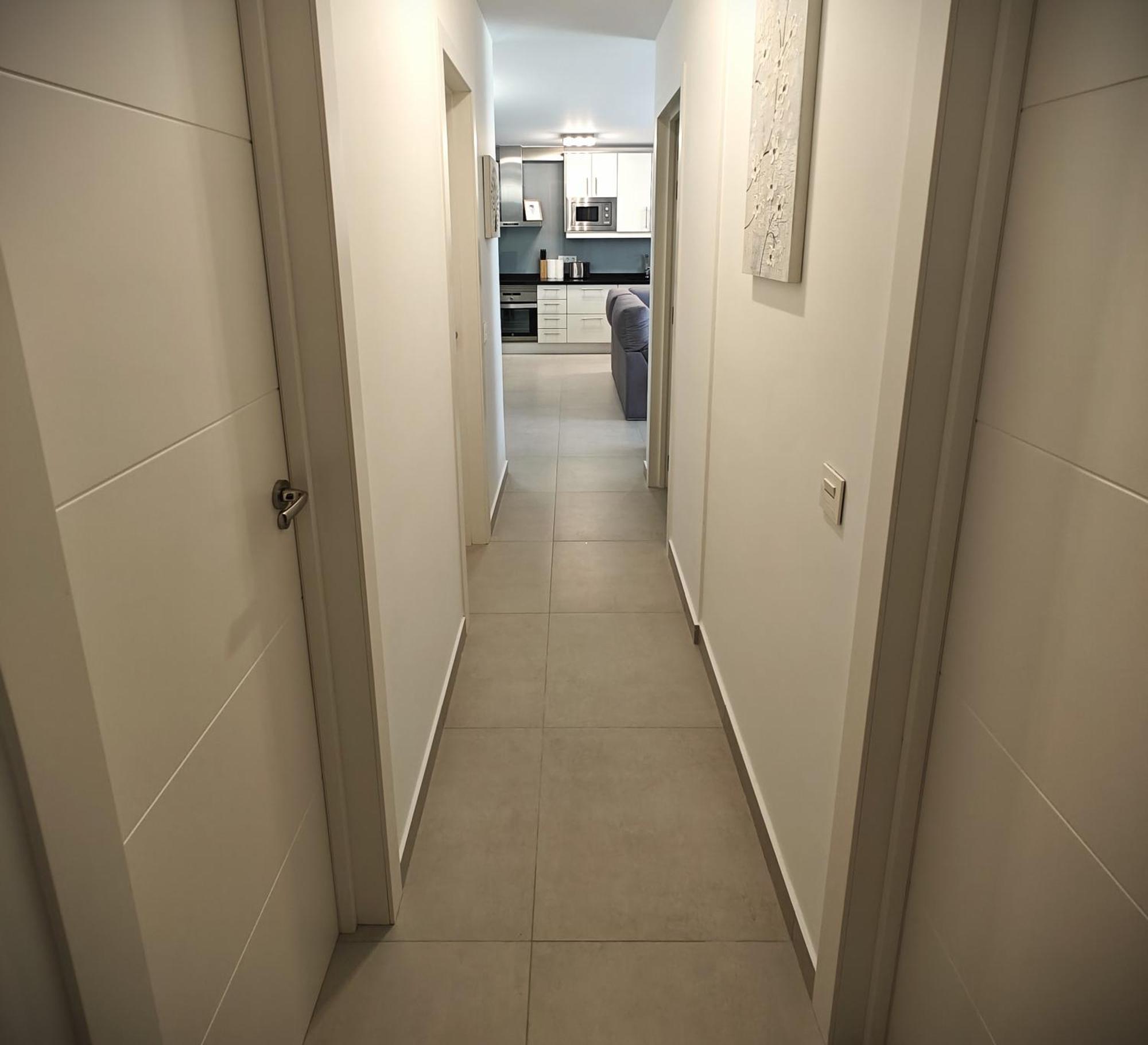 Sun Apartment - 3 Bedrooms, Priv Parking, Pool, Ac, Tv Channels, Fibre Net Los Cristianos  Dış mekan fotoğraf